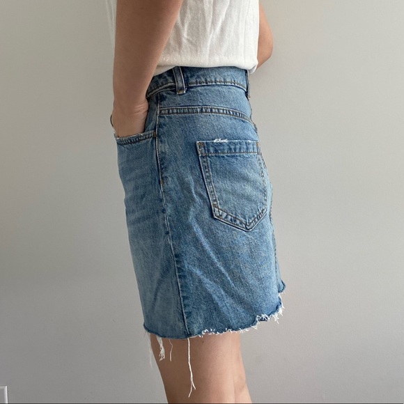 Zara Denim Mini Skirt with Belt - Picture 2 of 4